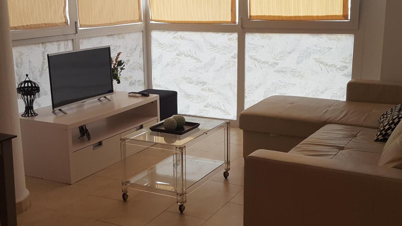 Apartamento Villaplaya Malaga Centro ภายนอก รูปภาพ
